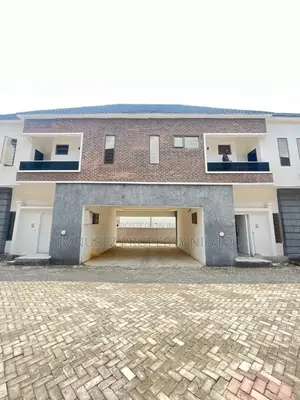4bdrm Duplex in Orchid, Chevron for rent