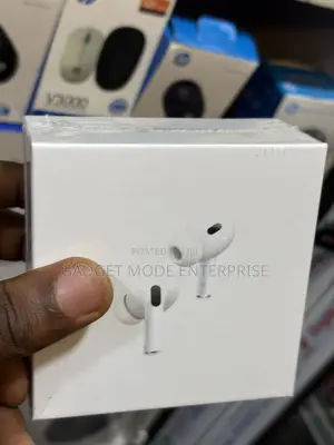 Airpods Pro (2nd Generation) With Magsafe Charging Case (Usb-C)
