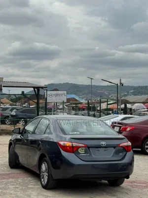 Toyota Corolla 2015 Black
