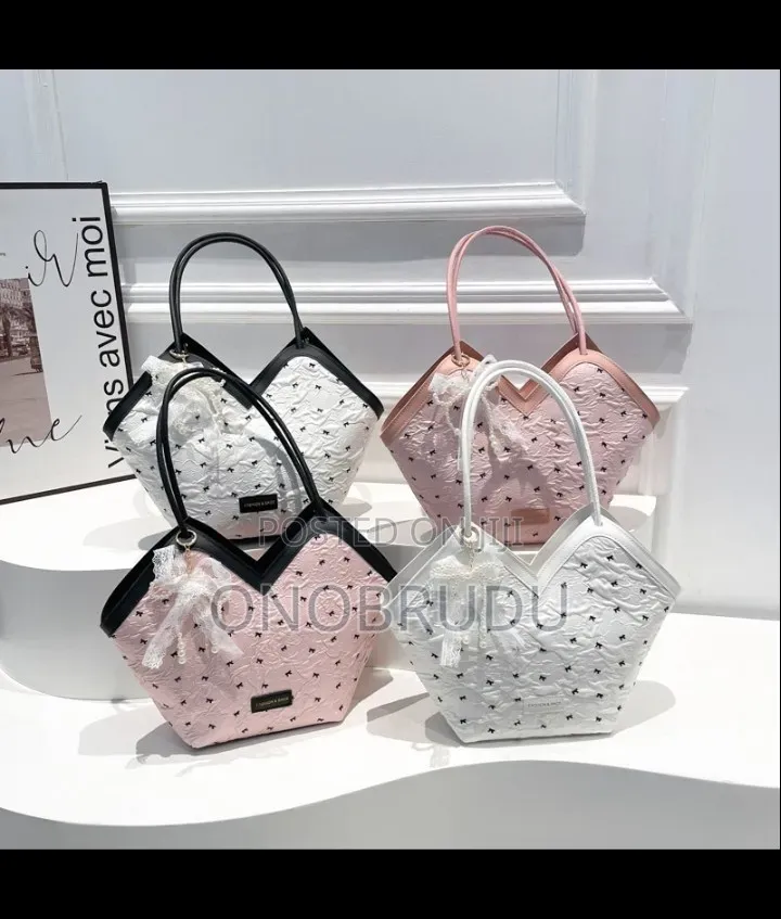 Pearl Totes