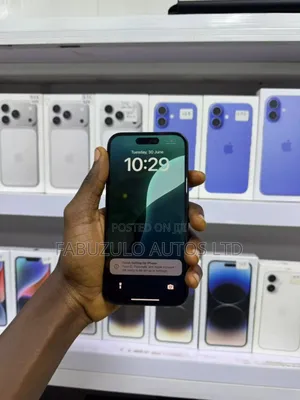 Apple iPhone 15 256 GB Gray