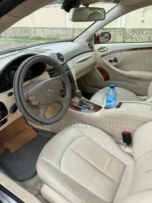 Mercedes-Benz CLK 350 Coupe 2008 Red