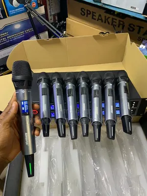 8in1 Wireless Microphone