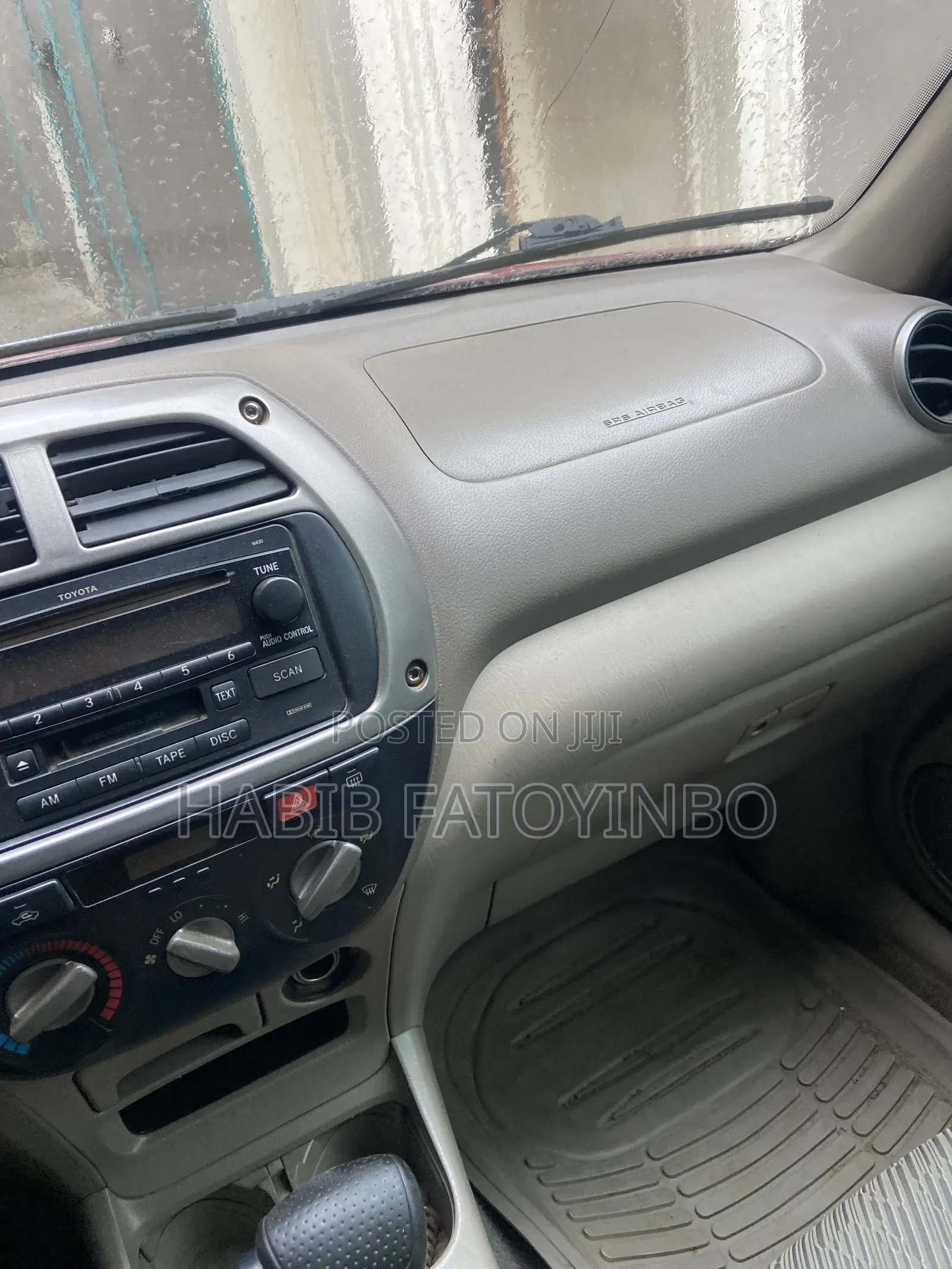 Toyota RAV4 Automatic 2004 Red