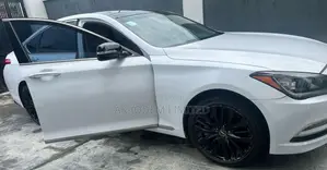 Hyundai Genesis 2015 White