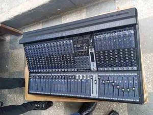 24 Channels Yamaha Mixer