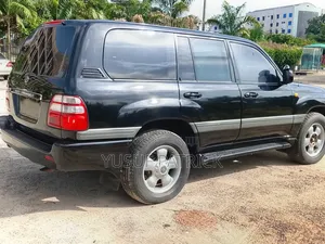 Toyota Land Cruiser 2004 Black