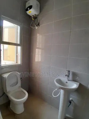 3bdrm Block of Flats in Katampe (Main) for rent