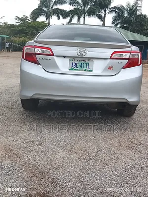 Toyota Camry 2014 Silver