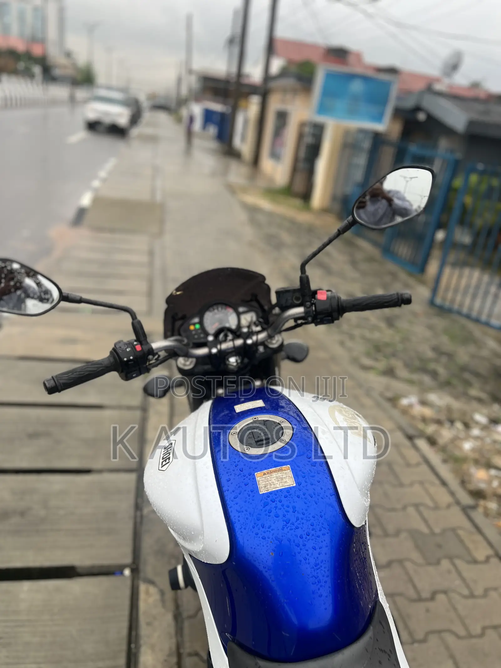 Suzuki SFV650 2016 Blue