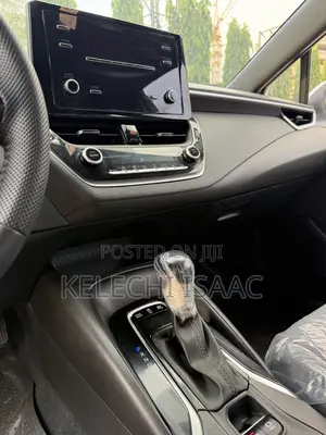 Toyota Corolla Hybrid SE 2023 White