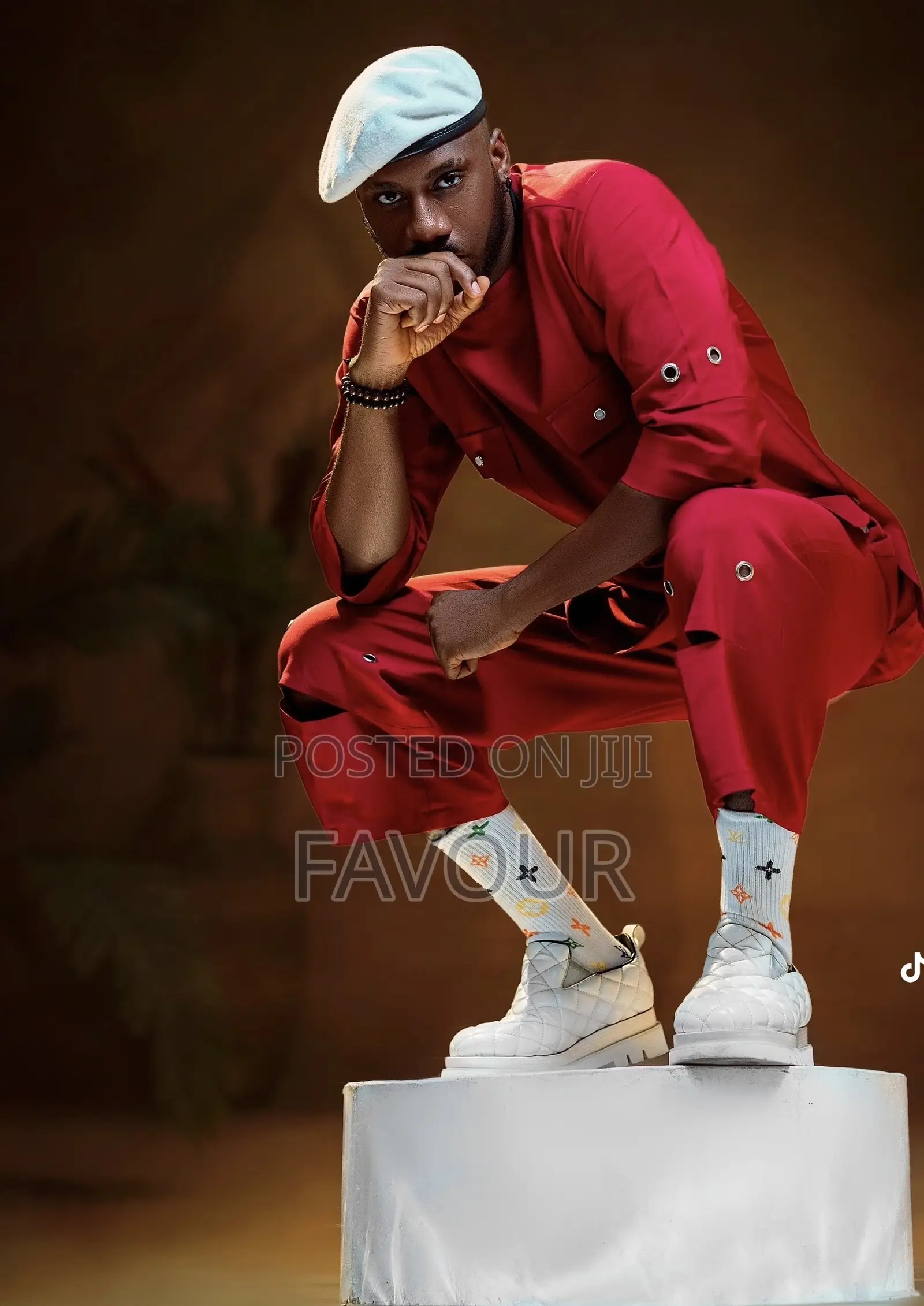 Men’S Red Senator Outfit
