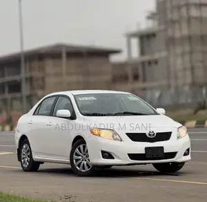 Toyota Corolla 2010 White