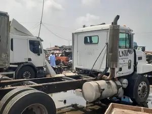 MAN T42 2001 White