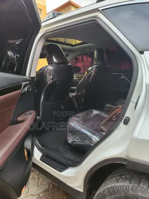 Lexus RX 2019 White