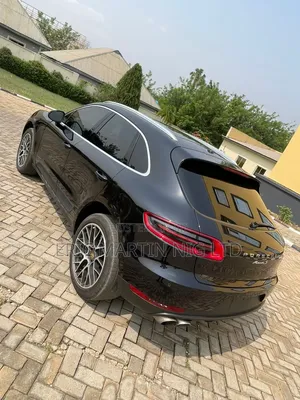 Porsche Macan 2018 Black