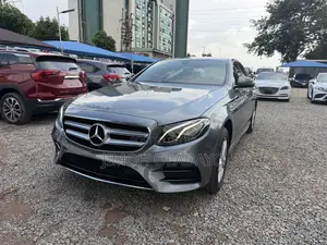 Mercedes-Benz E300 2018 Gray