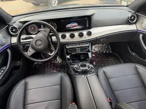 Mercedes-Benz E300 2018 Gray