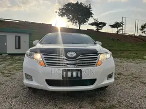 Toyota Venza Limited 2011 White