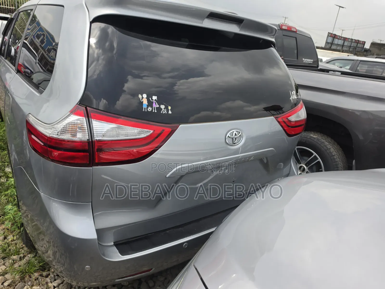 Toyota Sienna 2016 Silver