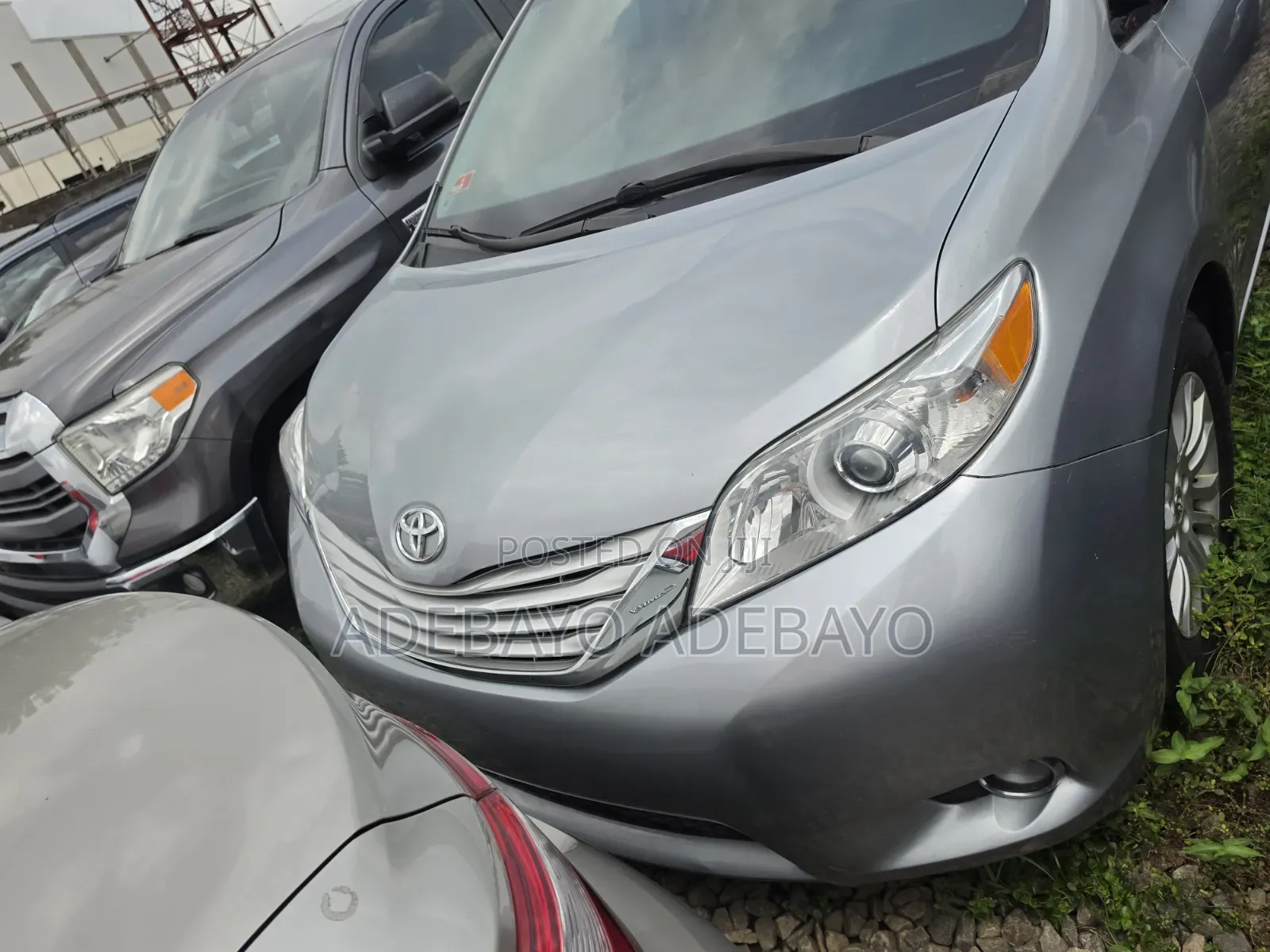 Toyota Sienna 2016 Silver