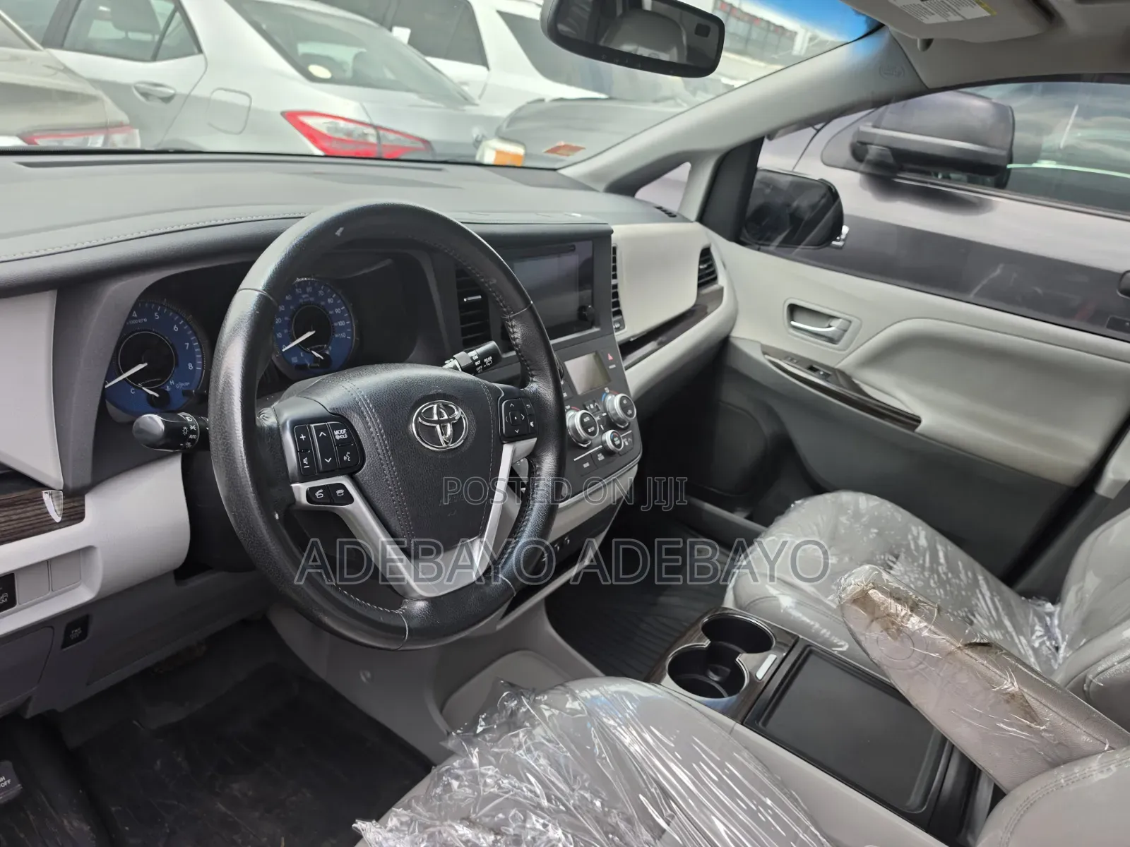 Toyota Sienna 2016 Silver