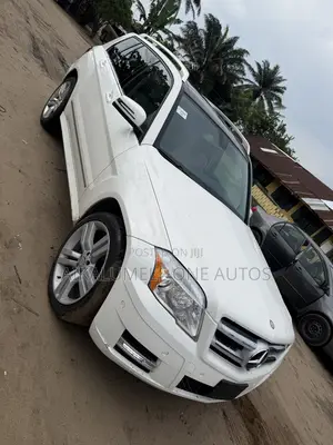 Mercedes-Benz GLK-Class 350 4MATIC 2012 White