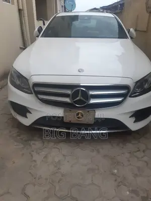 Mercedes-Benz E300 4Matic AWD Sedan (2.0L 4cyl 9A) 2017 White