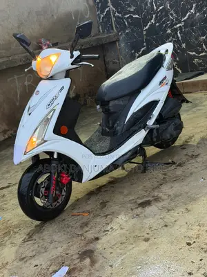 Kymco Xciting 2022 White