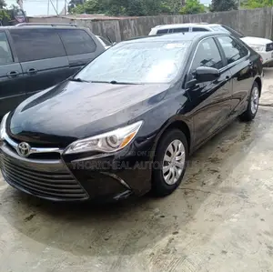 Toyota Camry SE 4dr Sedan (2.5L 4cyl 6A) 2016 Black
