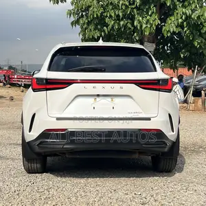 Lexus NX 350h AWD 2024 White