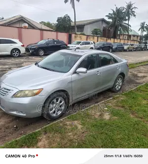 Toyota Camry 2009 Silver
