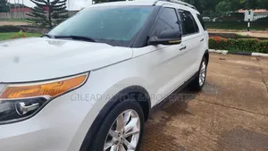 Ford Explorer XLT 4dr 4x4 (3.5L 6cyl 6A) 2013