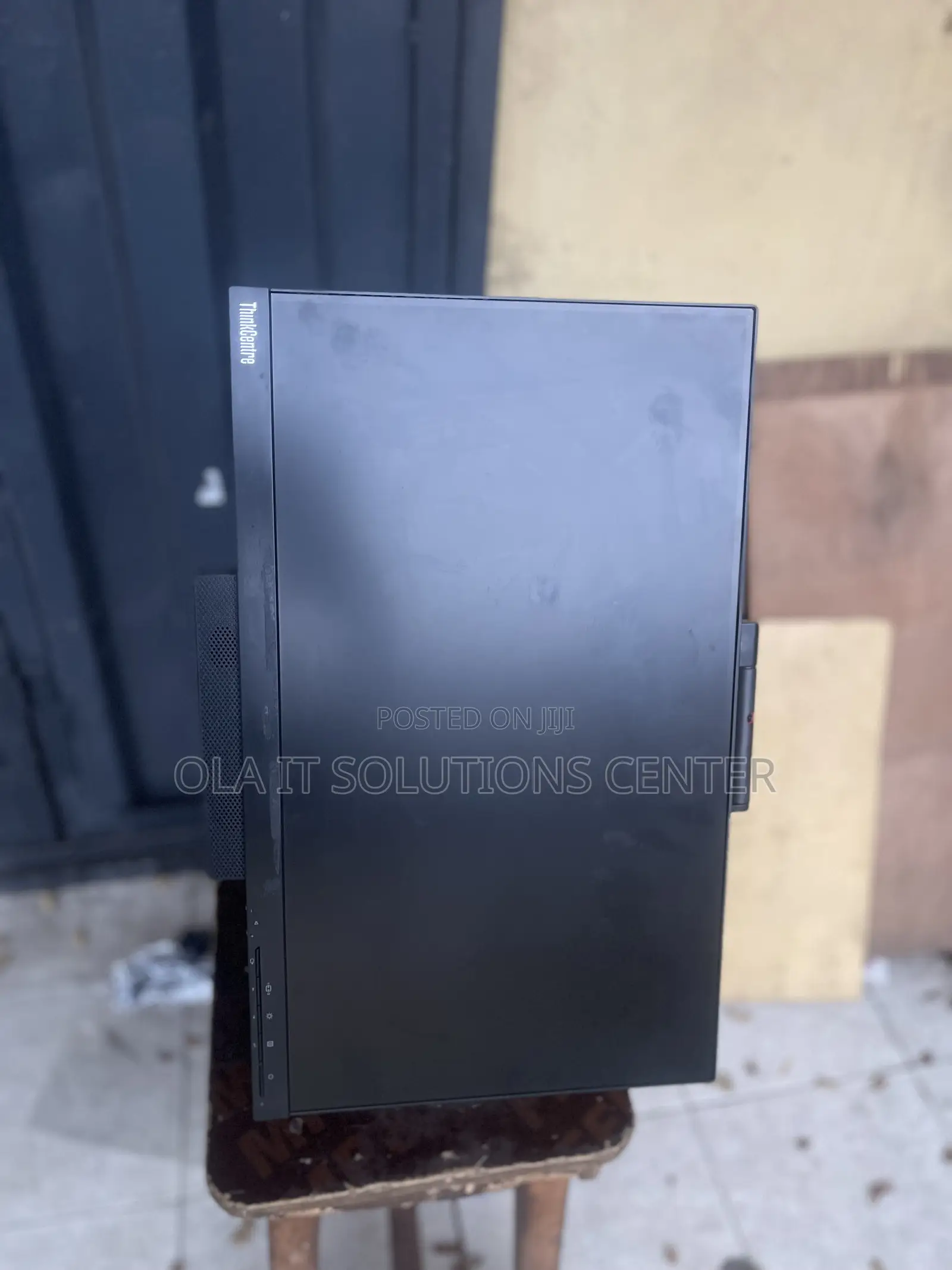 Desktop Computer Lenovo 8GB Intel Core i5 SSD 256GB