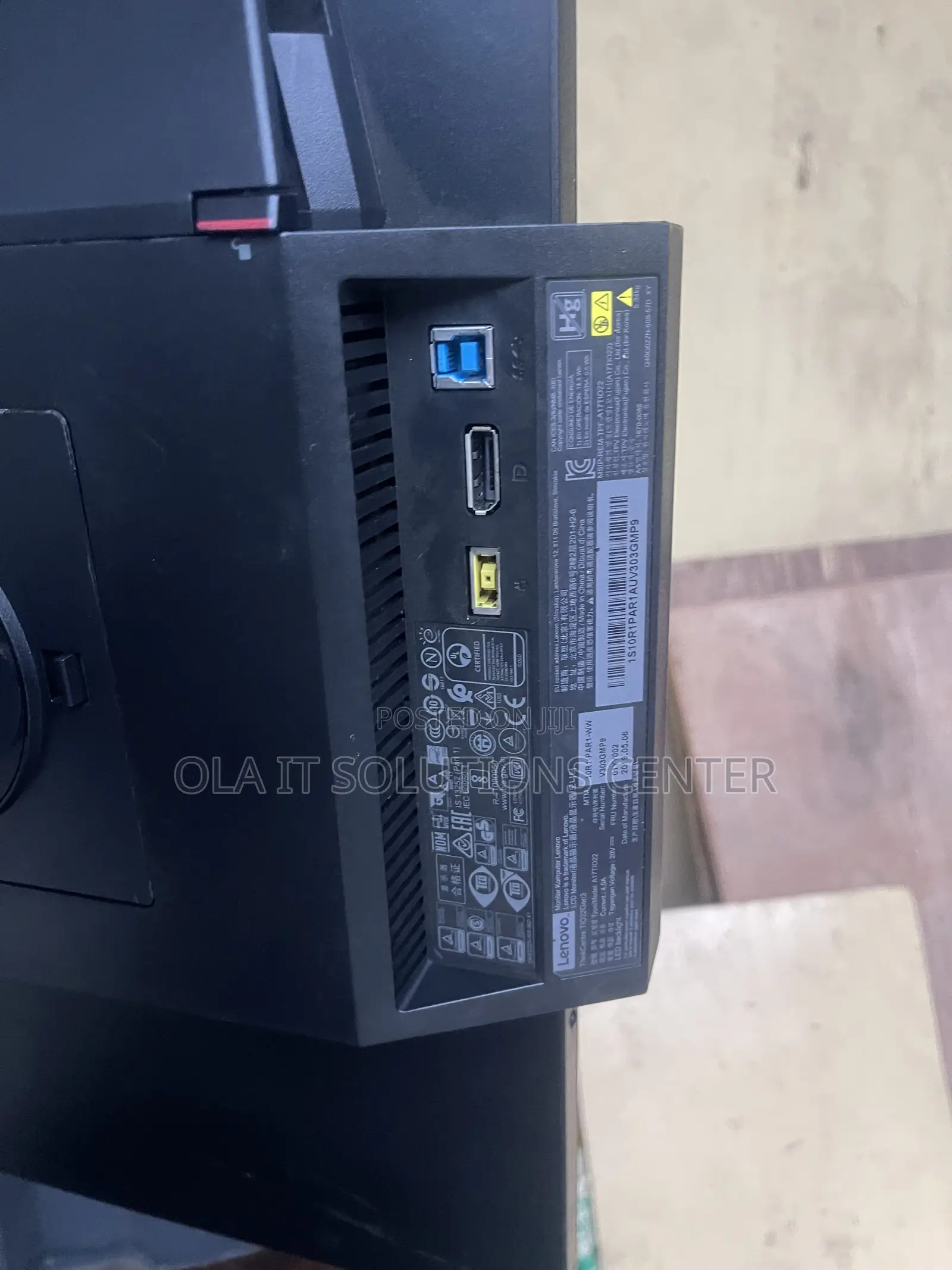 Desktop Computer Lenovo 8GB Intel Core i5 SSD 256GB