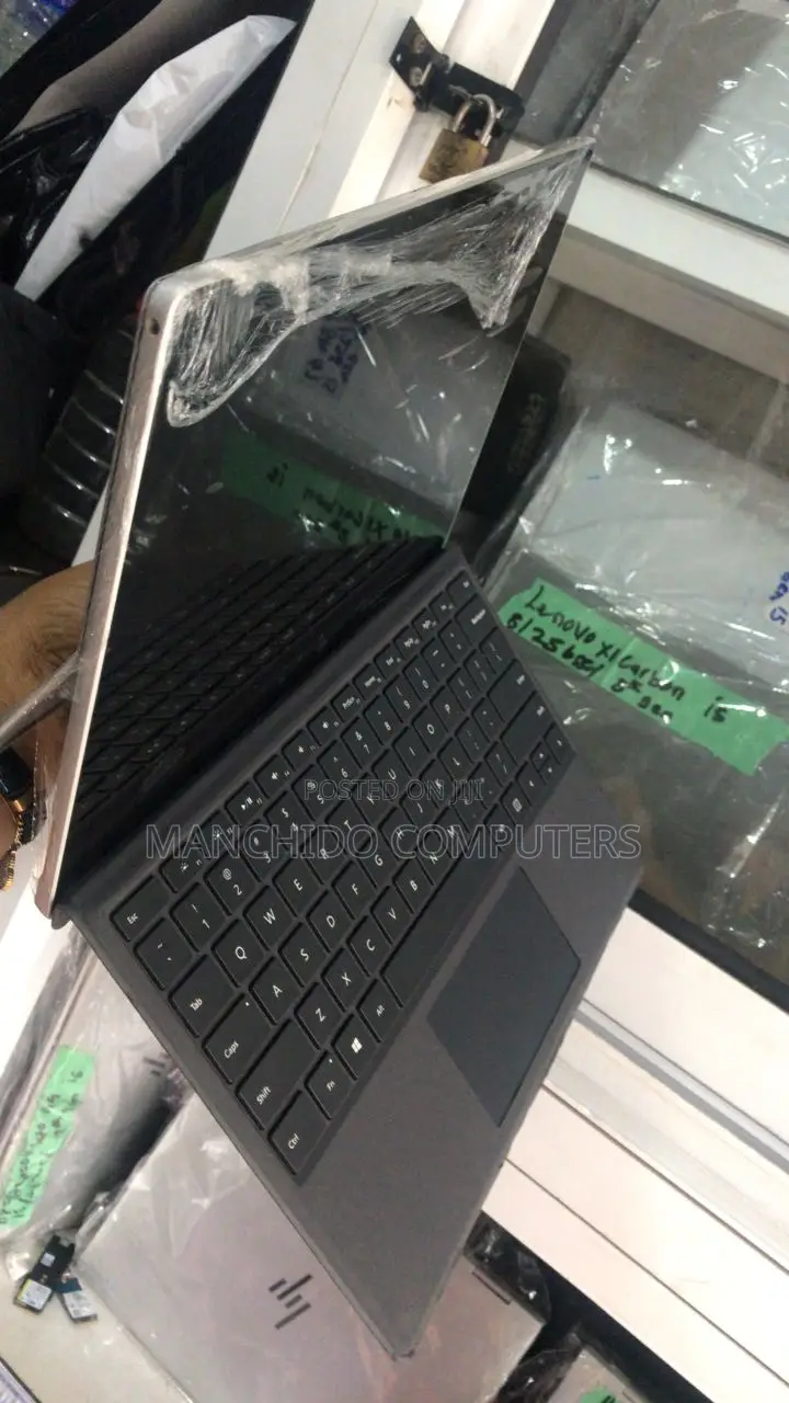 Microsoft Surface Pro 5 256 GB Silver