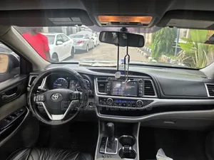 Toyota Highlander 2015 Gray