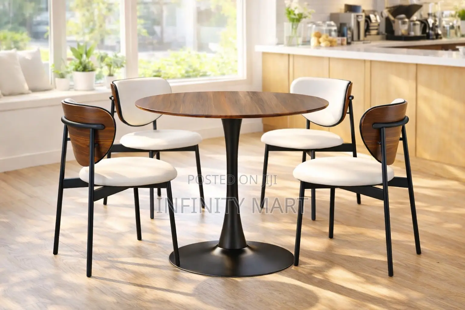 The Arcadia Round Set