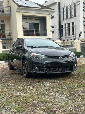 Toyota Corolla 2015 Black