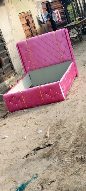 Standard 6x4 Pink Bedframe