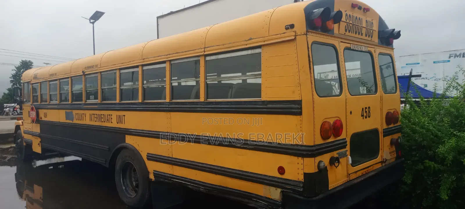 Freightliner C2 2007 Yellow