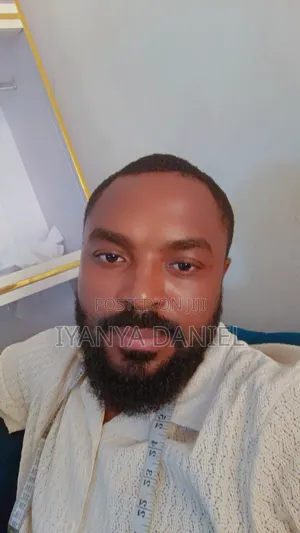 Markerter in Abuja