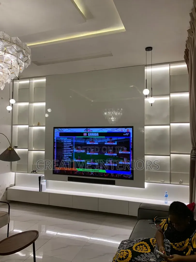 Luxury High Gloss Tv Console