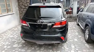 Hyundai Santa Fe 2017 Black