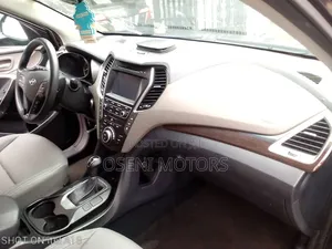 Hyundai Santa Fe 2017 Black