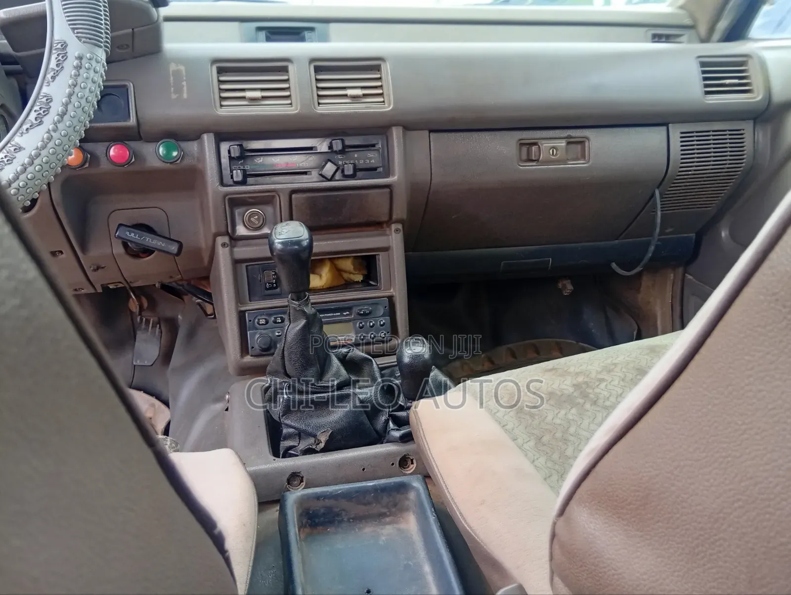 Isuzu Trooper 2002 Orange