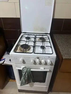 Gas Cooker- 4 Burner