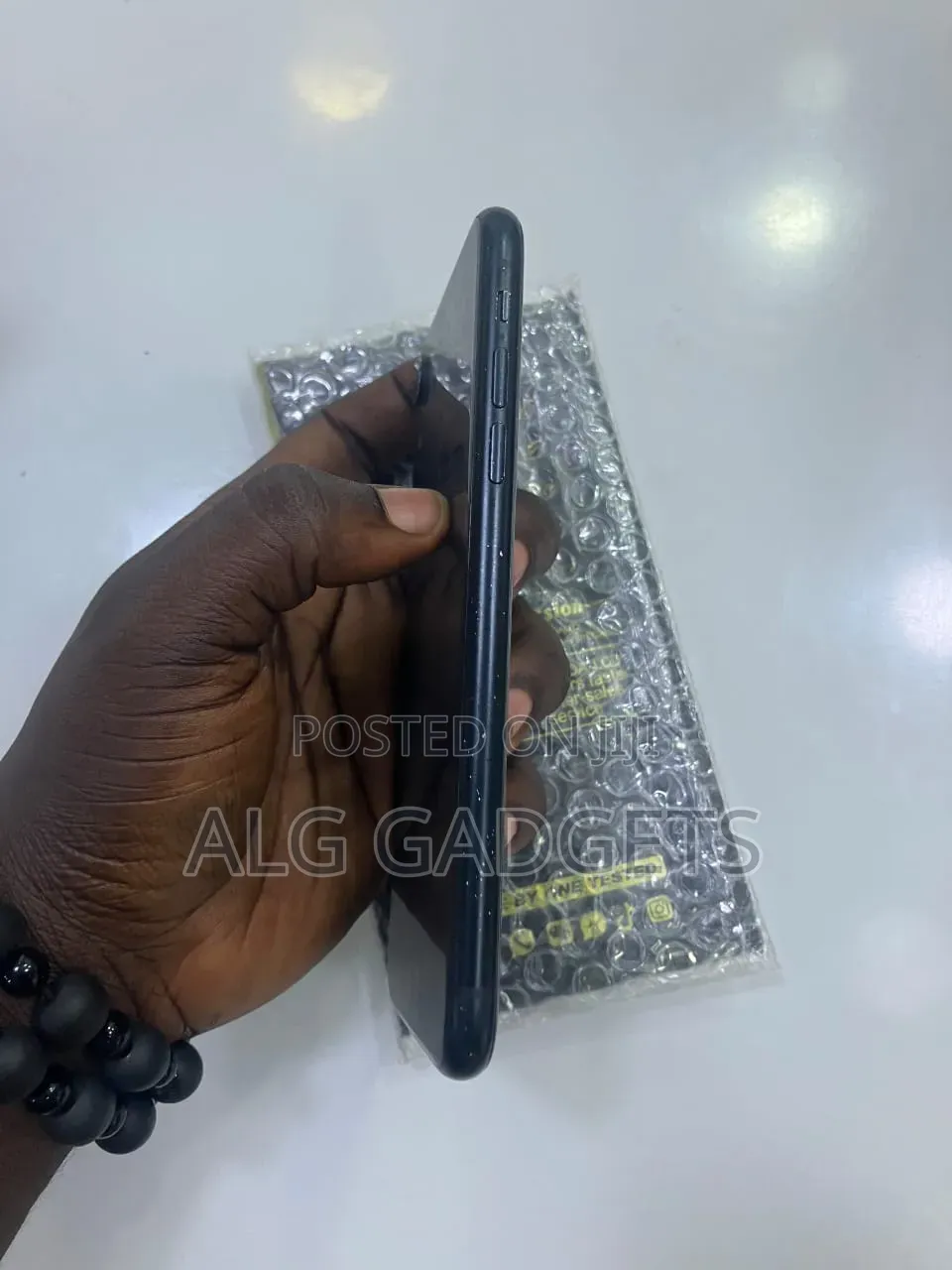 Apple iPhone XR 64 GB Black