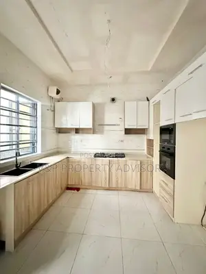 4bdrm Duplex in Orchid Road, Ikota for rent