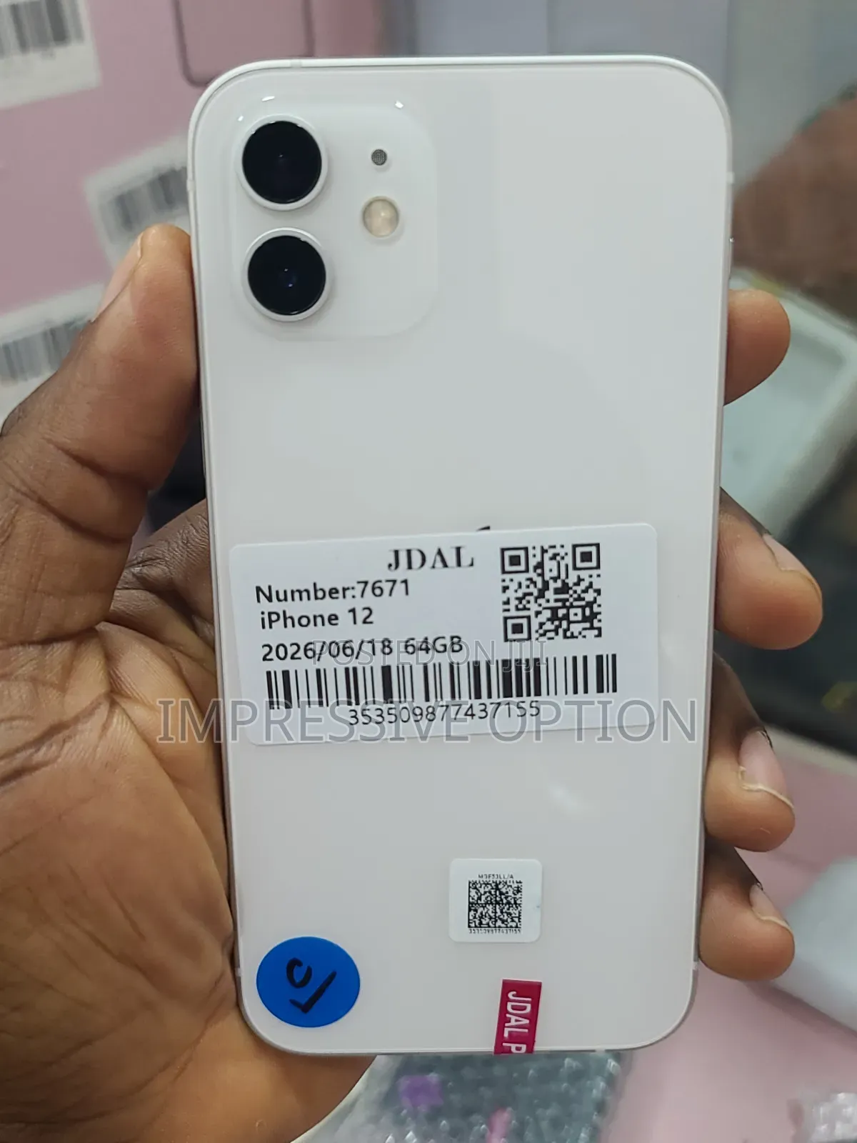 Apple iPhone 12 64 GB